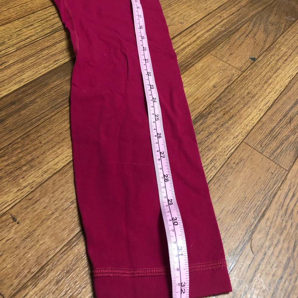 Lululemon - Picture 5 of 7